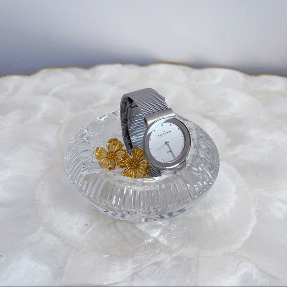 Vintage Hand Cut Glass Art Deco Thick Rimmed Ashtray Trinket Jewelry Dish - Picture 2 of 14